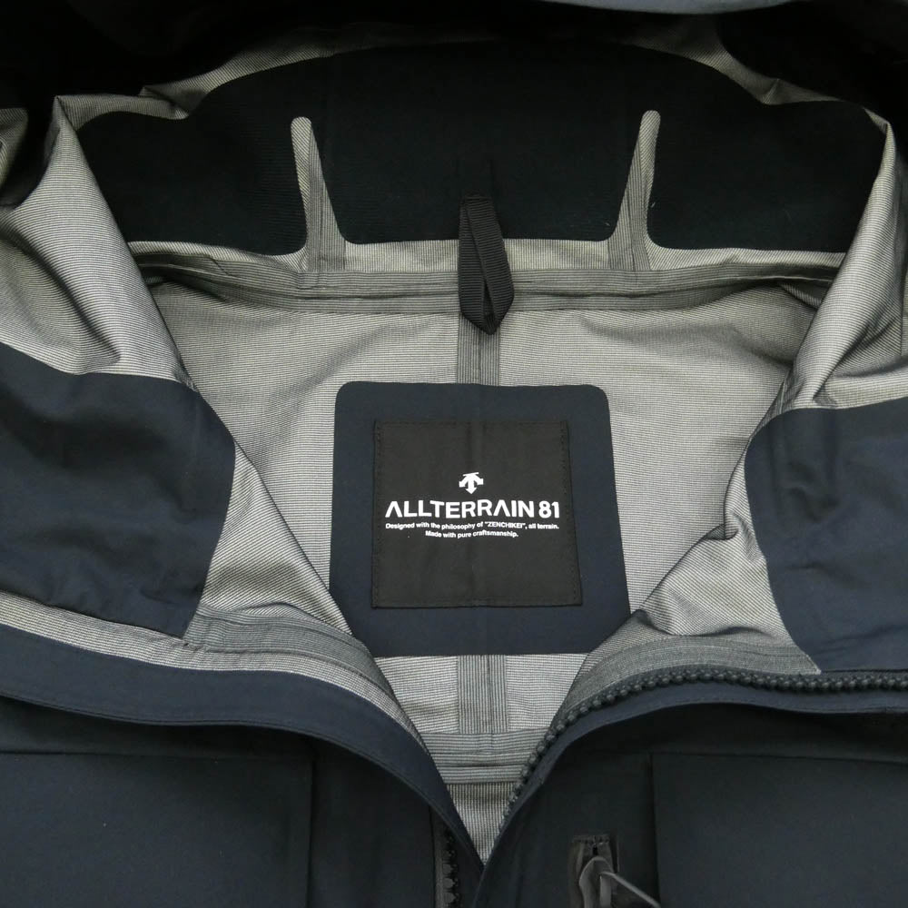 DESCENTE デサント STABRIDGE スタブリッジ DO4FWBAPMB x STABRIDGE スタブリッジ ALLTERRAIN 81 オルテライン World Tour Jacket ワールドツアー フーデッド ジャケット ダークネイビー系 O【中古】