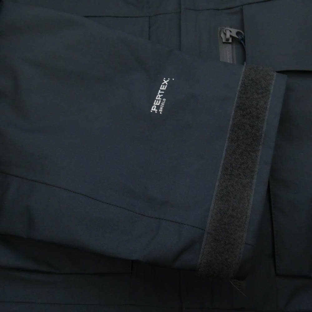 DESCENTE デサント STABRIDGE スタブリッジ DO4FWBAPMB x STABRIDGE スタブリッジ ALLTERRAIN 81 オルテライン World Tour Jacket ワールドツアー フーデッド ジャケット ダークネイビー系 O【中古】
