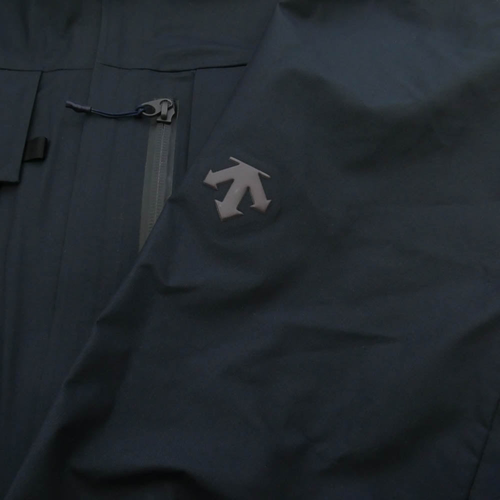DESCENTE デサント STABRIDGE スタブリッジ DO4FWBAPMB x STABRIDGE スタブリッジ ALLTERRAIN 81 オルテライン World Tour Jacket ワールドツアー フーデッド ジャケット ダークネイビー系 O【中古】