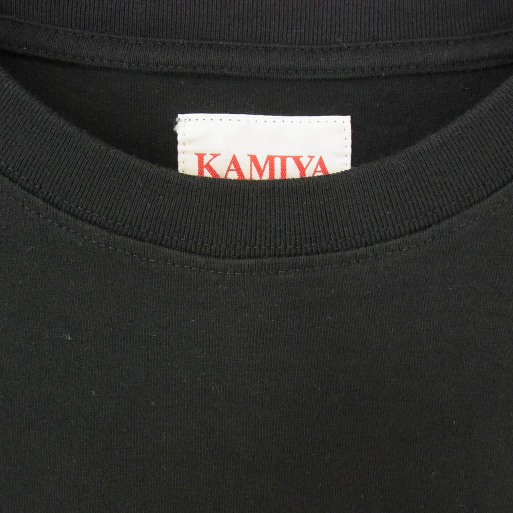カミヤ 26SS G16TS098-0 THE DARKNESS WILL DISAPPEAR Tee T/C ヴィンテージ加工 ダークネスプリント クルーネック 半袖 Tシャツ ブラック系 S【新古品】【未使用】【中古】