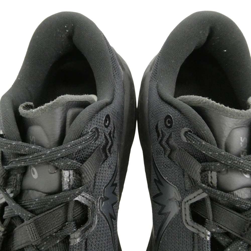 asics アシックス 1011C164-001 Trabuco Max 5 Black Graphite Grey トラブーコ マックス5 ブラック グレイシャー グレー ランニングシューズ ローカットスニーカー ブラック系 25.5cm【中古】