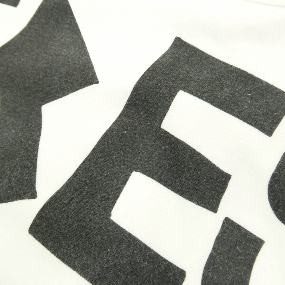 COMME des GARCONS コムデギャルソン 23SS FK-T007 SHIRT Brett Westfall ブレットウェストフォール STRAWBERRY ストロベリー Tシャツ 半袖カットソー ホワイト系 XL【中古】