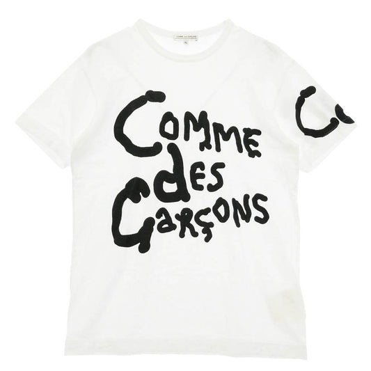 COMME des GARCONS コムデギャルソン 23SS OK-T103 青山店限定 Alisa Yoffe アリサ ヨッフェ 手書き風ロゴ グラフィックTシャツ ホワイト系 XL【中古】