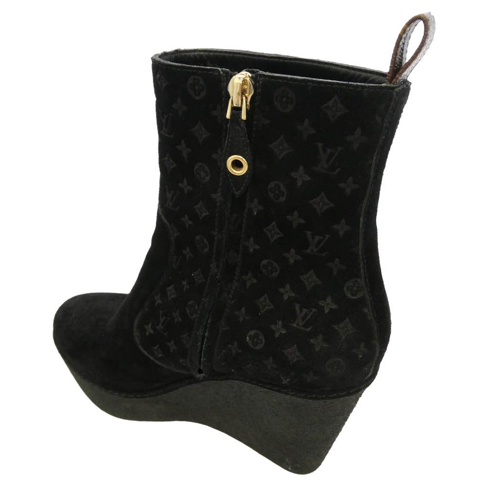 LOUIS VUITTON ルイ・ヴィトン スエード レザー アンクル サイドジップ モノグラム ウェッジソール ブーツ ブラック系 38.5【中古】
