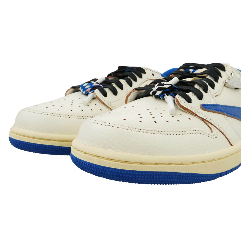 NIKE ナイキ FRAGMENT DESIGN フラグメントデザイン 25AW DM7866-104 × Travis Scott × fragment design Air Jordan 1 Low OG Sail Military Blue AJ1 【フェイクバスターズ鑑定済】トラヴィススコット フラグメントデザイン エアジョーダン セイル ミリタリーブルー スニーカー ホワイト系 ブルー系 28.5cm【新古品】【未使用】【中古】