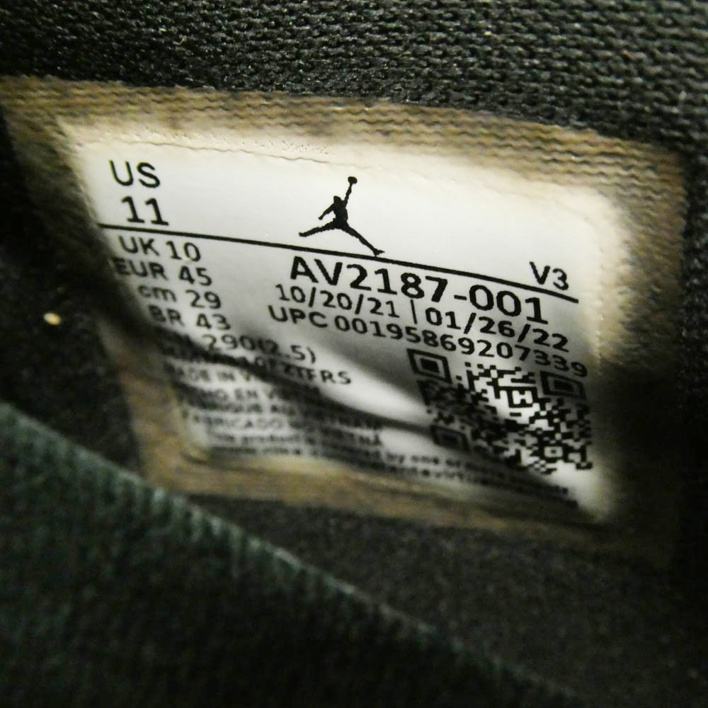 NIKE AIR JORDAN ナイキ ジョーダン AV2187-001 Air Jordan 11 Low AJ11 エアジョーダン11 72-10 ローカット スニーカー ブラック系 ホワイト系 29cm【美品】【中古】