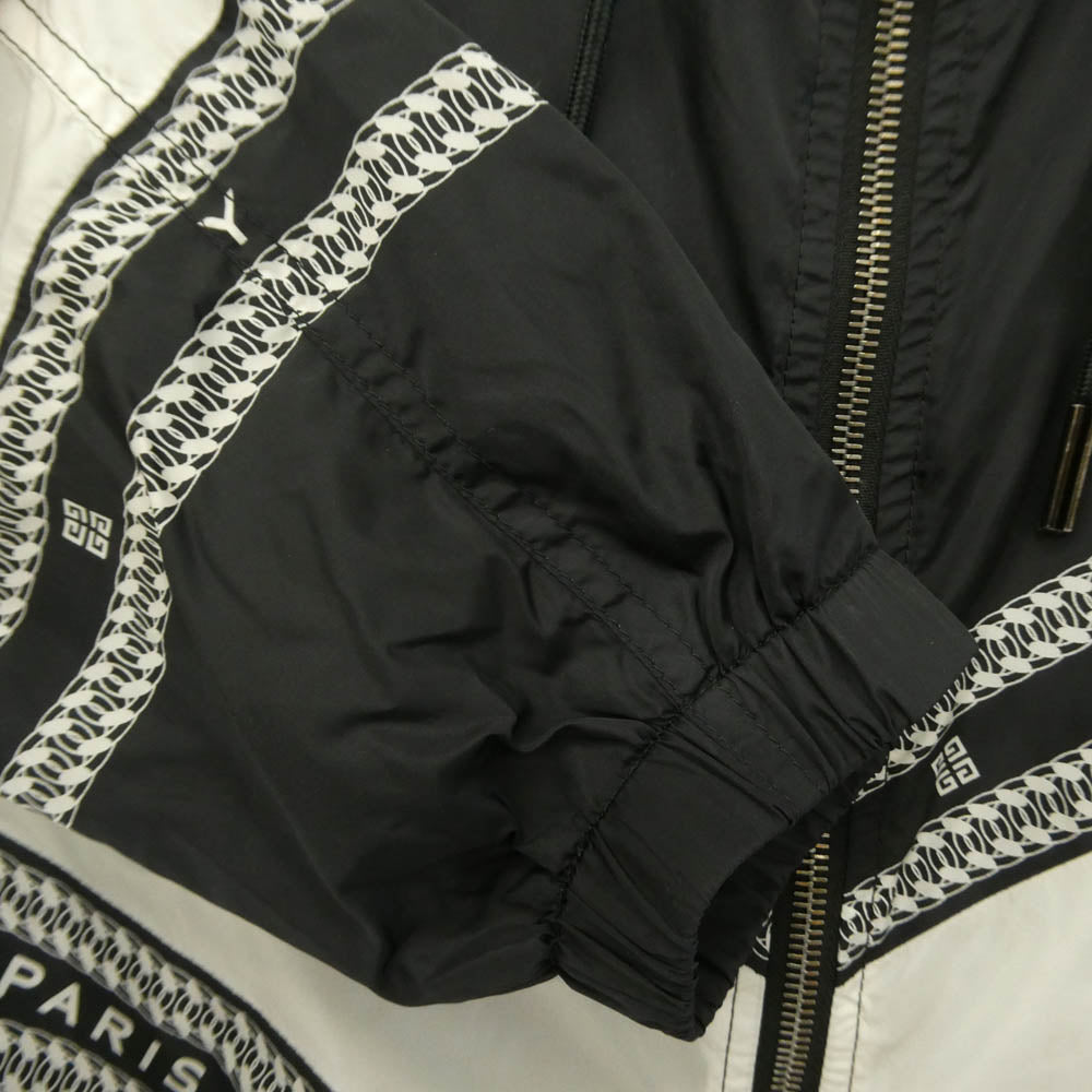 GIVENCHY ジバンシィ BM00C412VH NYLON HOODED JACKET ナイロン フーディ ロゴ ジップアップ ジャケット ブラック系 44【中古】