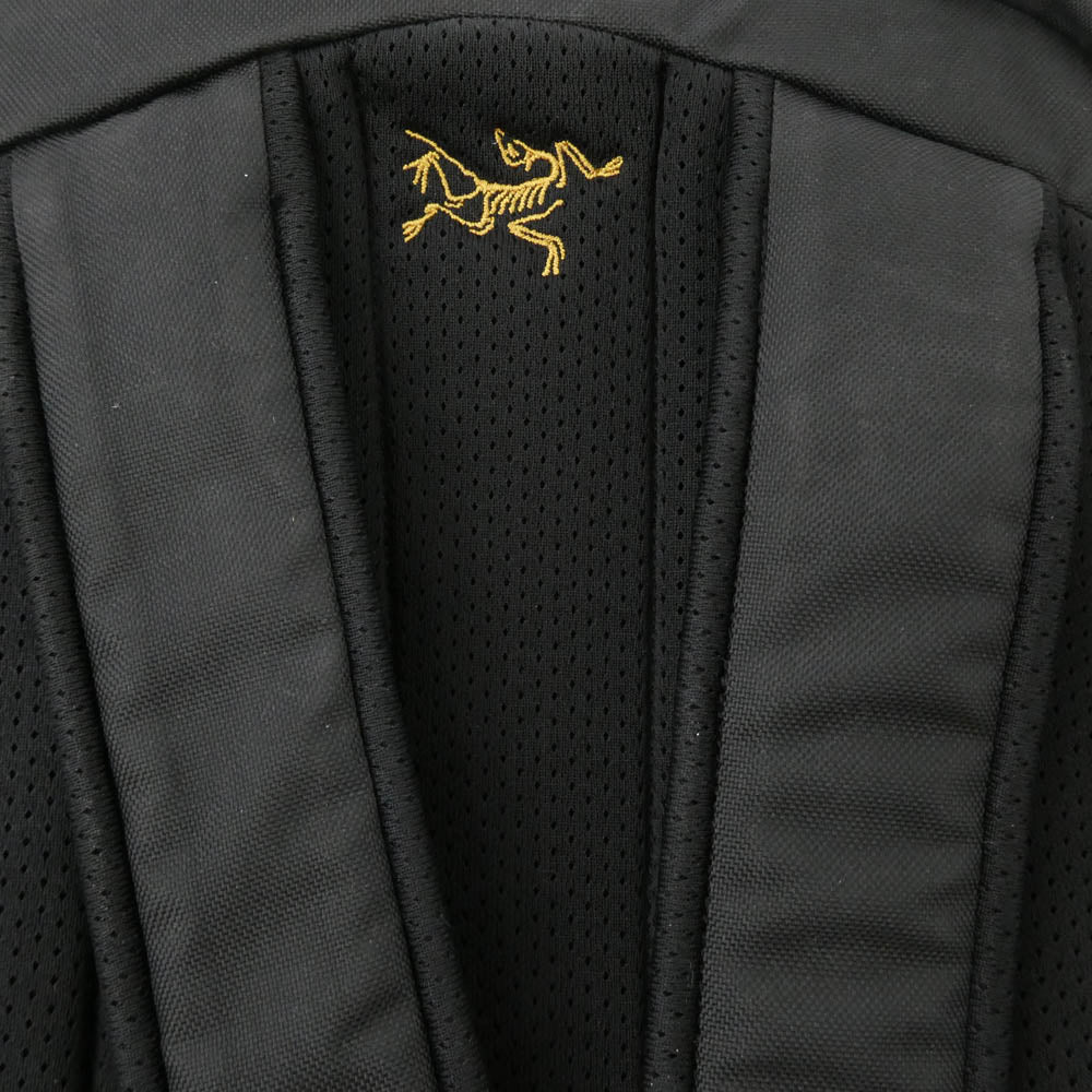 ARC'TERYX アークテリクス X000006044 23年製 MANTIS 26 BACKPACK マンティス26 バックパック バッグ リュック ブラック系【中古】