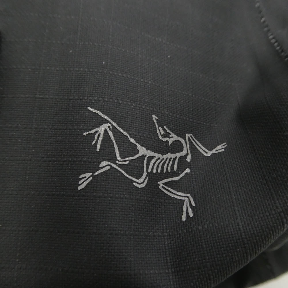 ARC'TERYX アークテリクス X000006402 24年製 Granville 16 BACKPACK グランヴィル16 バックパック バッグ リュック ブラック ブラック系【中古】