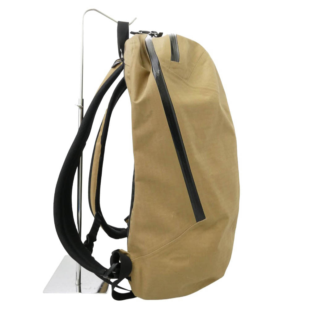 ARC'TERYX アークテリクス X000006402 23年製 Granville 16 BACKPACK グランヴィル16 バックパック バッグ リュック ベージュ ベージュ系 ライトブラウン系【中古】