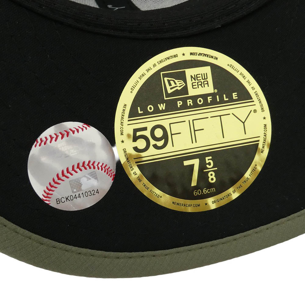NEW ERA ニューエラ 59FIFTY Flip Down フリップダウン ニューヨーク・ヤンキース ロゴ刺繍 イヤーフラップ キャップ 帽子 カーキ系 60.6ｃｍ【中古】