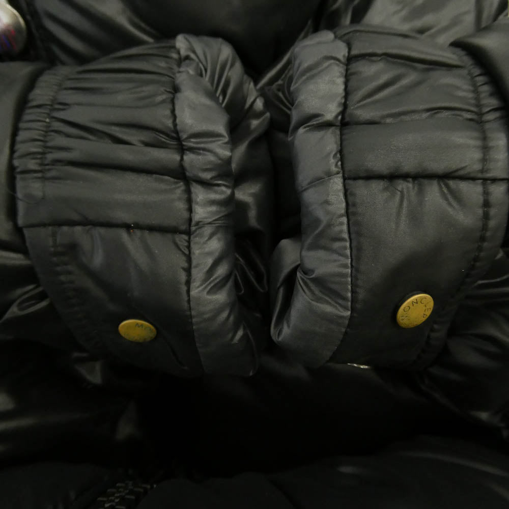 MONCLER モンクレール 24AW J20911A53600 68950 国内正規品 MAYA GIUBBOTTO マヤ ロゴワッペン ダウン ジャケット ブラック 4 ブラック系 4【中古】