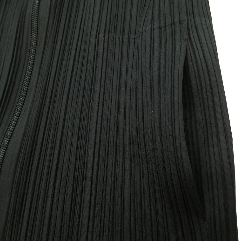 PLEATS PLEASE プリーツプリーズ イッセイミヤケ PP04-JE384 プリーツ加工 フルジップ 襟付き ベスト ジャケット ブラック系 3【中古】