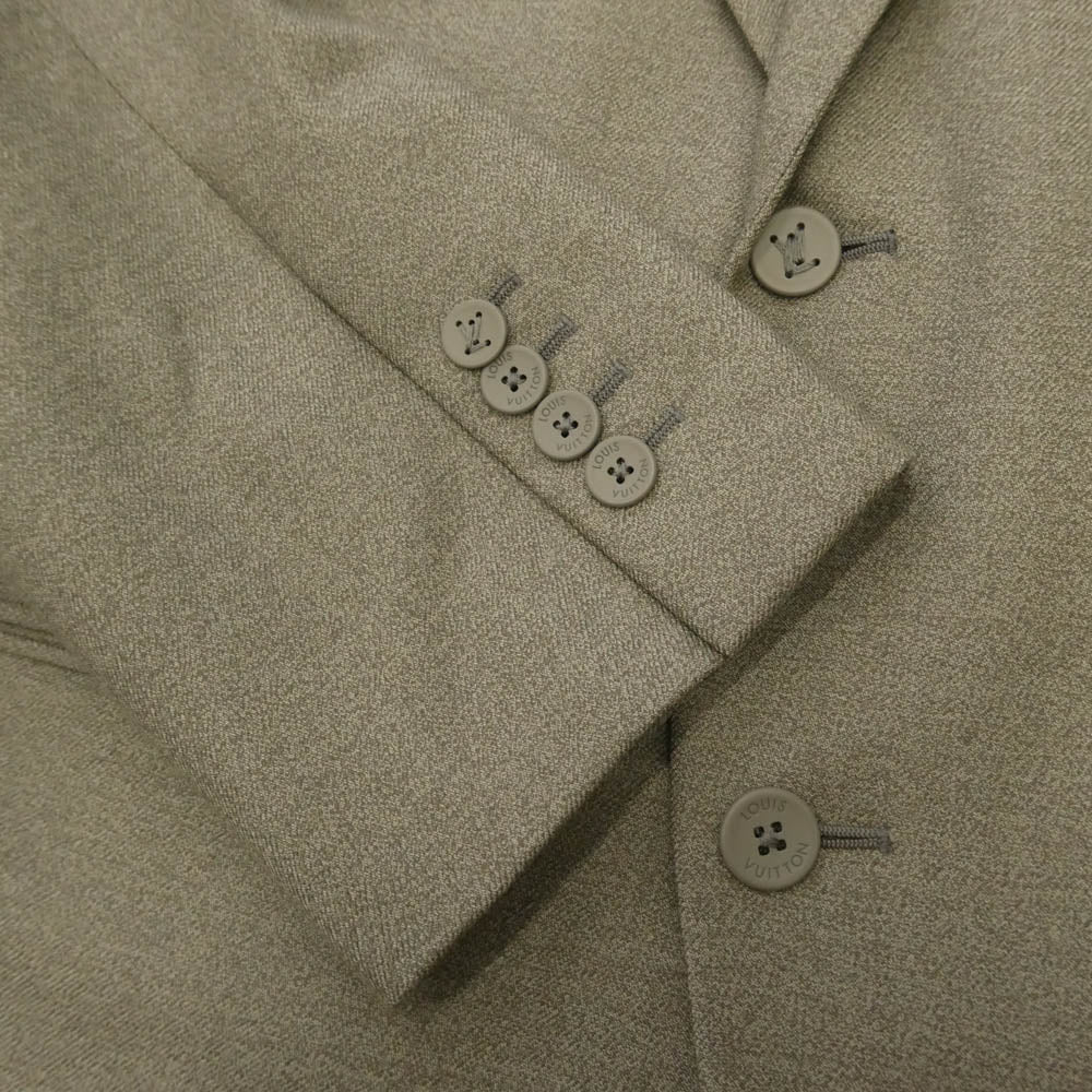 LOUIS VUITTON ルイ・ヴィトン 23SS RM2319 RH9 HOJ01E 2B モノグラム 袖ロゴ ウール テーラードジャケット ライトブラウン系 50【美品】【中古】