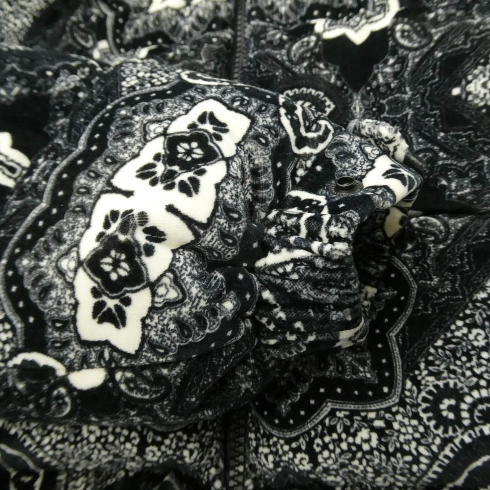 MONCLER モンクレール 23AW I20911A00022 596X4 GARTEMPE GIUBBOTTO ガルテンプ ペイズリー 総柄 ベルベット ダウン ジャケット ブラック系 6【中古】