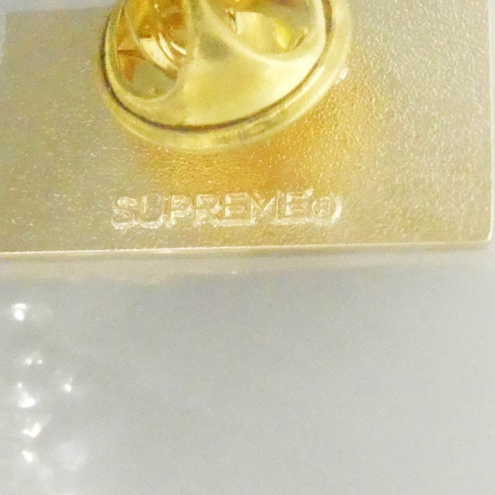 Supreme シュプリーム 23SS one two fuck you pin ワン ツーファック ユー ピン ピンバッチ ピンズ ゴールド系【新古品】【未使用】【中古】