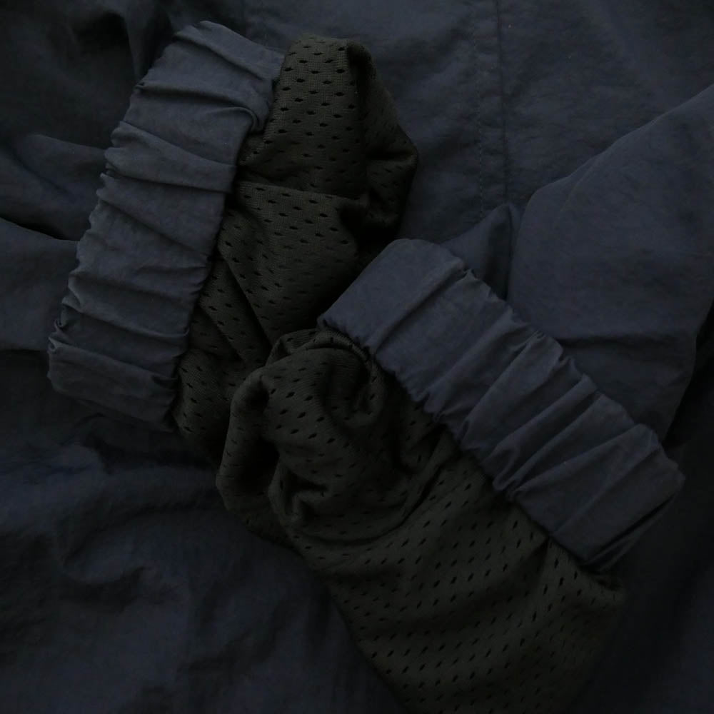アンブロ 24AW JOURNAL STANDARD 別注 Warm Up Anorak アノラック ナイロン パーカー ダークネイビー系【中古】