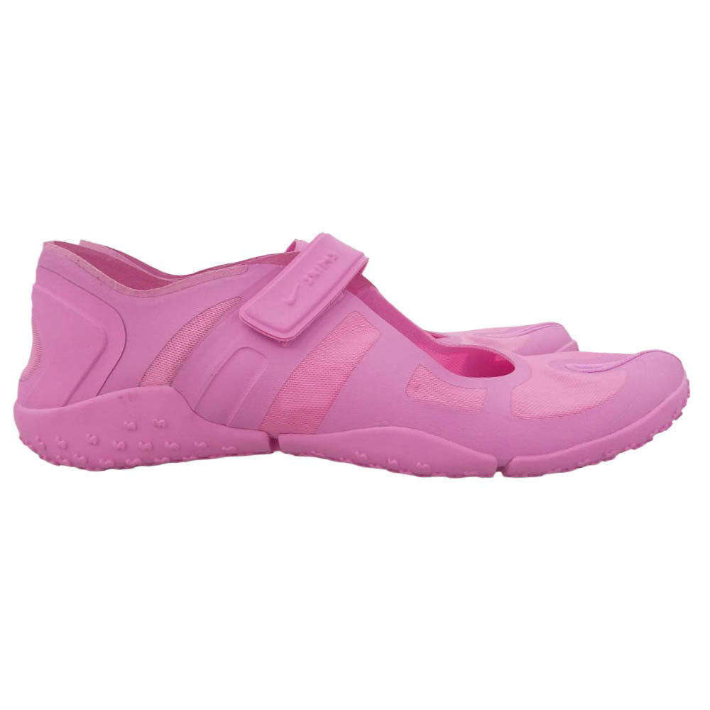 NIKE ナイキ IO7694-600 SKIMS Women's Rift Mesh Psychic Pink ウィメンズ リフト メッシュ サイキックピンク スニーカー ピンク系 25.5cm【中古】
