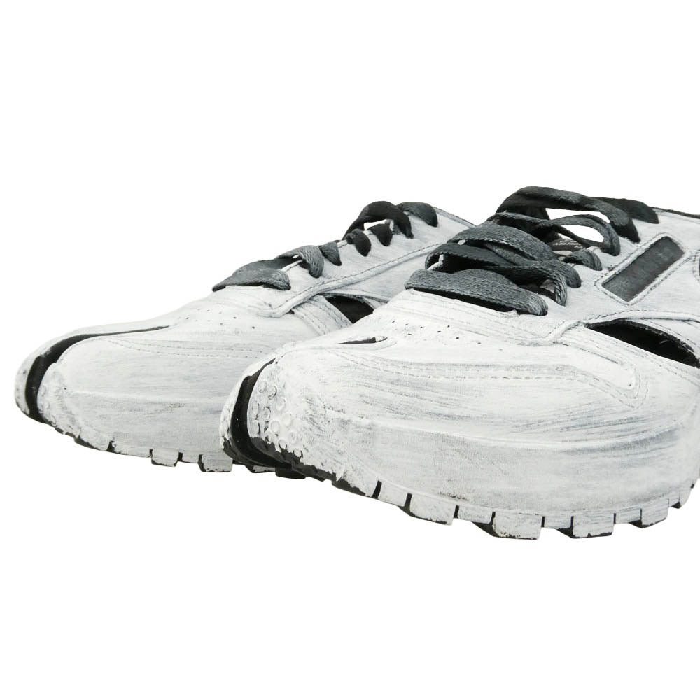 MAISON MARGIELA メゾンマルジェラ Reebok リーボック GX6244 x Reebok Classic Leather Tabi DQ リーボック クラシック レザー タビ スニーカー ホワイト系 24cm【中古】