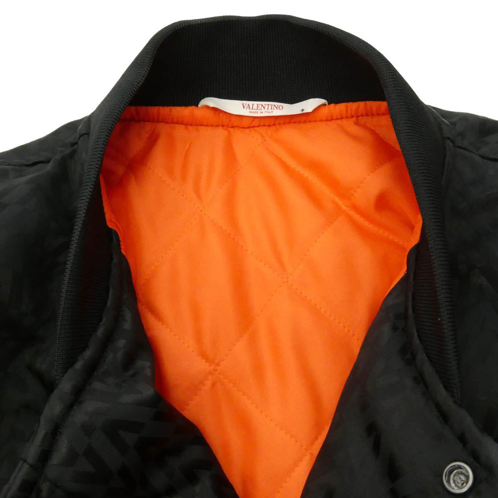 VALENTINO ヴァレンティノ 21AW 3V5CIH807HF Vロゴモノグラム ボンバージャケット ブルゾン ブラック系 50【中古】