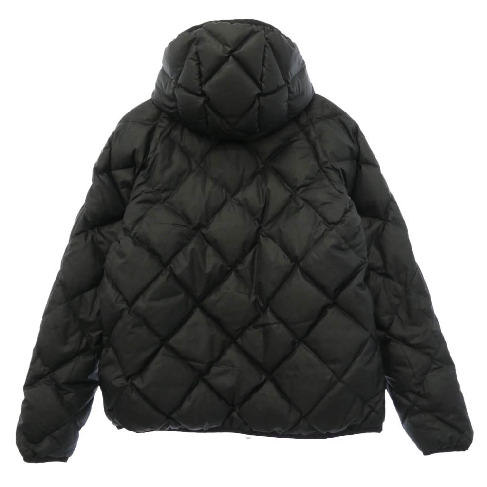 A BATHING APE アベイシングエイプ 1870-141-048 1ST CAMO ファーストカモ ワンポイント レザーパッチ ロゴ リバーシブル グリーンカモ キルティング ダウン ジャケット カモフラ 猿迷彩 グリーン系 L【中古】