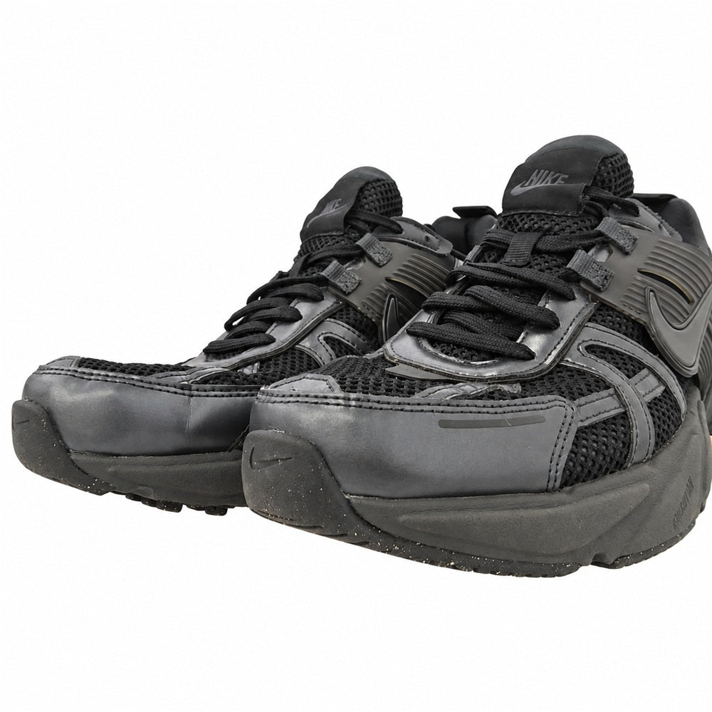 NIKE ナイキ FD0736-001 Women's V2K Run ウィメンズ V2K ラン スニーカー ブラック系 28cm【中古】