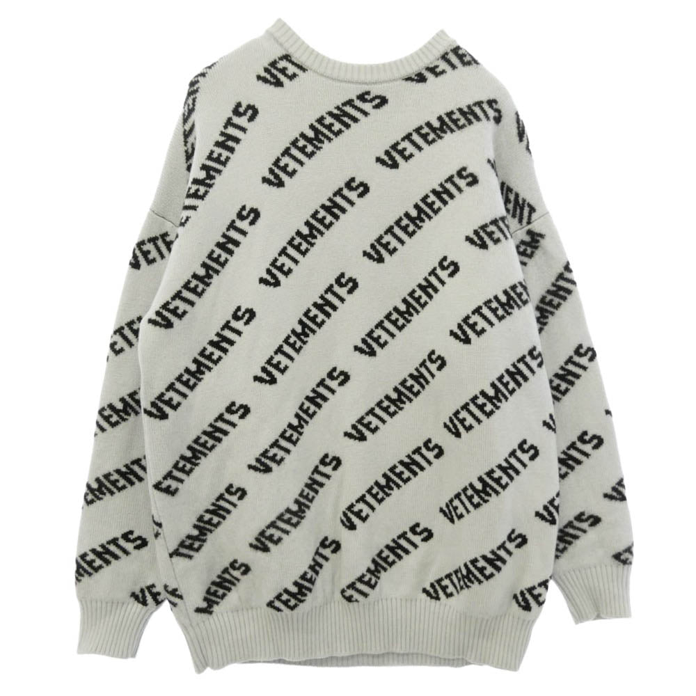 VETEMENTS ヴェトモン Allover Logo Jumper オール オーバー ロゴ ジャンパー クルーネック ニット セーター グレー系 XS【中古】