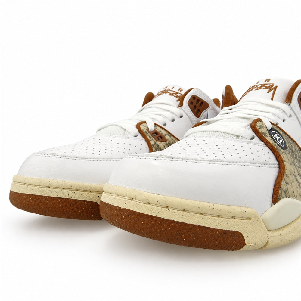STUSSY ステューシー NIKE ナイキ FD6475-100 × Nike Air Flight 89 Low SP ナイキ エアフライト89 ロー SP スニーカー ホワイト系 ブラウン系 26.5cm【新古品】【未使用】【中古】