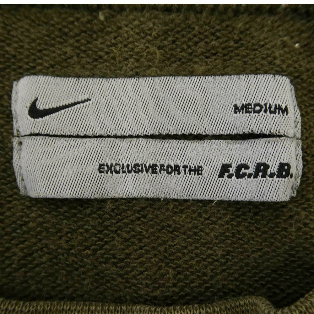 F.C.R.B. エフシーアールビー NIKE ナイキ × NIKE ナイキ アーチロゴ Vガゼット 長袖 スウェット トレーナー カーキ系 M【中古】