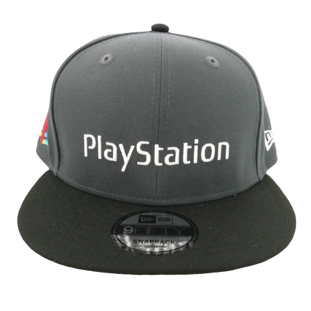 NEW ERA ニューエラ × PLAY STATION プレイステーション 9FIFTY ファミリーマーク ダークグラファイト/ブラック キャップ 帽子 グレー系【美品】【中古】