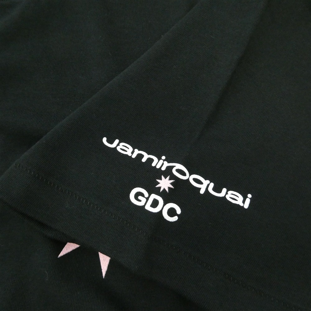 GDC ジーディーシー GD0134 x Jamiroquai ジャミロクワイ x INSONNIA PROJECTS インソニア プロジェクツ プリント 半袖 Tシャツ ブラック系 2【極上美品】【中古】