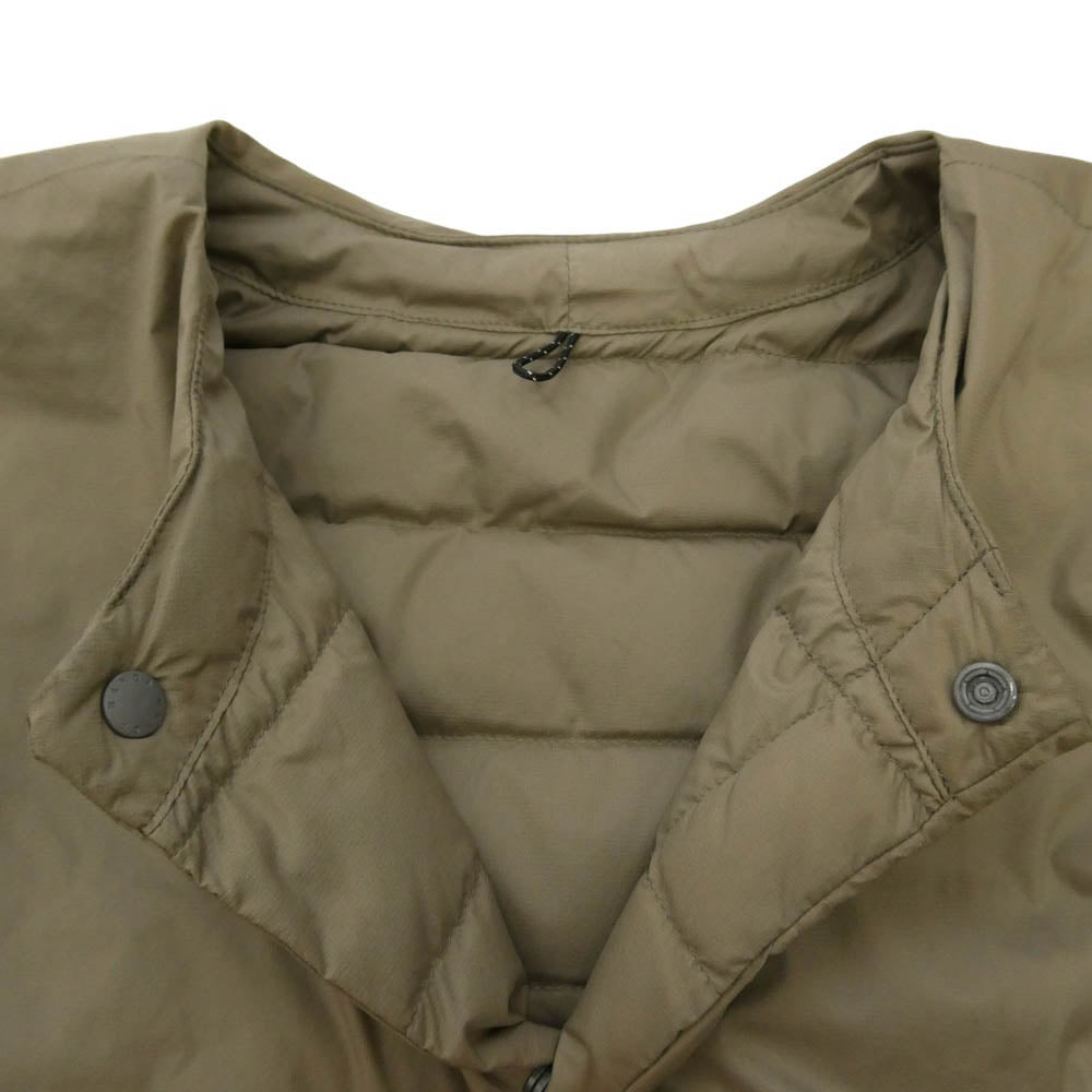 NANGA ナンガ URBAN RESEARCH アーバンリサーチ DMA7-25D203-F × URBAN RESEARCH DOORS アーバンリサーチドアーズ REVERSIBLE DOWN JACKET リバーシブル ダウン ジャケット カーキ系 M【中古】