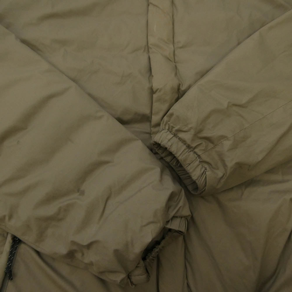 NANGA ナンガ URBAN RESEARCH アーバンリサーチ DMA7-25D203-F × URBAN RESEARCH DOORS アーバンリサーチドアーズ REVERSIBLE DOWN JACKET リバーシブル ダウン ジャケット カーキ系 M【中古】