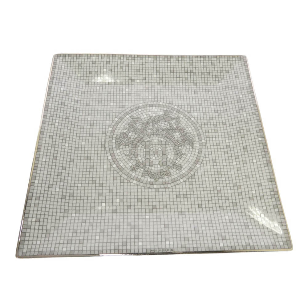 HERMES エルメス Mosaique au 24 モザイク オ 24 ブノワ=ピエール・エムリー プラチナ スクエアプレート プチカレ L15×W15 グレー系【新古品】【未使用】【中古】