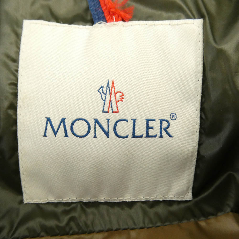 MONCLER モンクレール 320914193215 53029 HUBERT GIUBBOTTO DOWN JACKET ヒューベル コヨーテファー ロゴパッチ ダブルジップ ダウンジャケット カーキ系 1【中古】