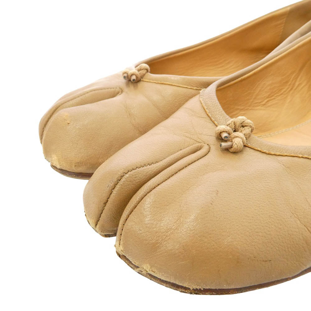 MAISON MARGIELA メゾンマルジェラ 22AW S58WZ0042 TABI 足袋 タビバレエ フラット シューズ ライトブラウン系 24.5cm【中古】