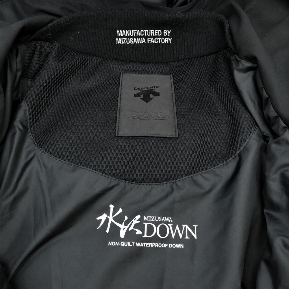 DESCENTE デサント DAWQGK40U 水沢ダウン ALLTERRAIN MOUNTAINEER オルテライン マウンテニア ジャケット ブラック系 L【中古】