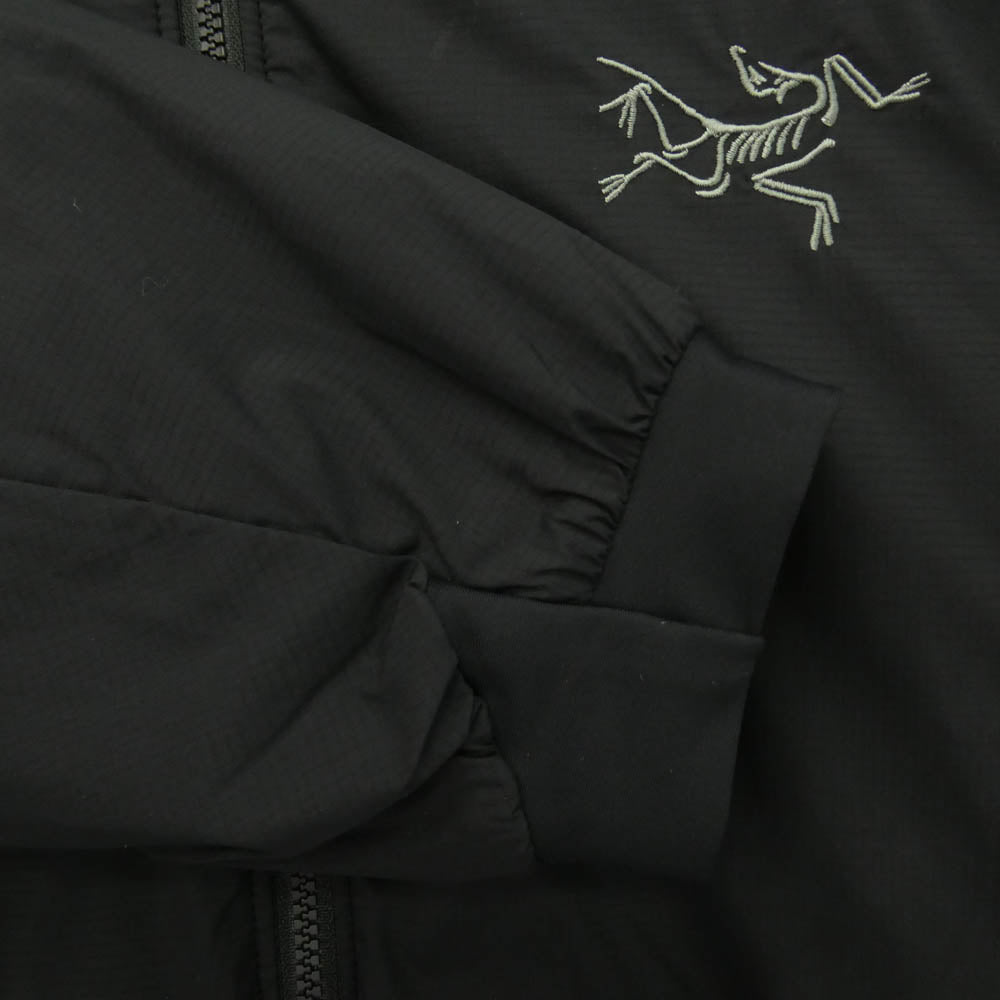 ARC'TERYX アークテリクス X000009561 Atom Jacket 中綿 アトムジャケット ジップアップ ナイロン ブルゾン アウター ブラック系 M【中古】