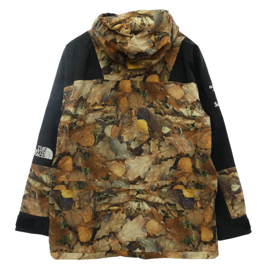 Supreme シュプリーム 16AW NP51601I ×THE NORTHFACE Mountain Light Jacket Leaves ザノースフェイス リーヴス マウンテンライトジャケット 枯葉総柄 マウンテン パーカー ブラウン系 M【中古】