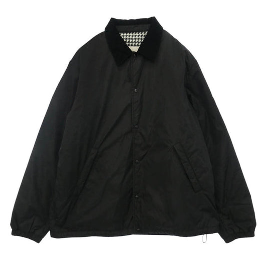 MONCLER モンクレール FRAGMENT DESIGN フラグメントデザイン 23AW I209U1A00010 × FRAGMENTdesign DAFFODIL フラグメントデザイン ダッフォデイルズ ステンカラー ロゴ プリントコーチ ジャケット ダウン フェザー混 ジャケット 2 ブラック系 2【中古】