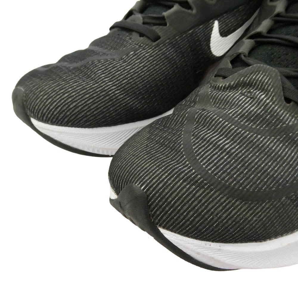 NIKE ナイキ CT2392-001 Zoom Fly 4 ズーム フライ ローカット スニーカー ブラック系 ホワイト系 28cm【中古】