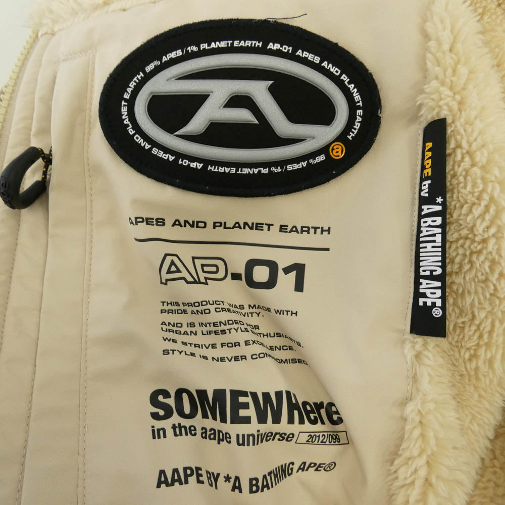 A BATHING APE アベイシングエイプ AAPSWM3957XXJ AAPE エーエイプ ボア フリース スウェット リバーシブル パーカー ブルゾン 猿迷彩 サルカモ カモフラージュ 柄 ジャケット ベージュ系 M【中古】