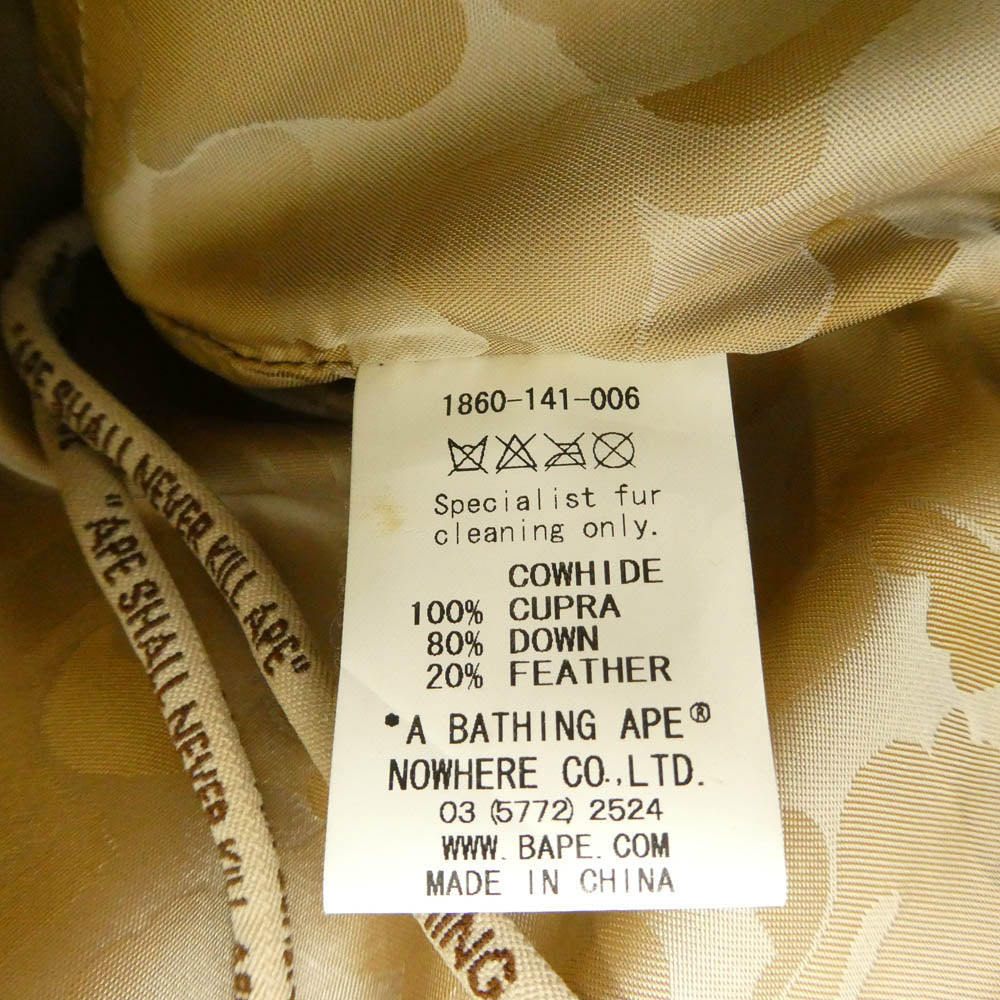 A BATHING APE アベイシングエイプ 11AW 1860-141-006 LEATHER CLASSIC DOWN JACKET 牛革 レザー ダウン ジャケット ライトブラウン系 M【中古】