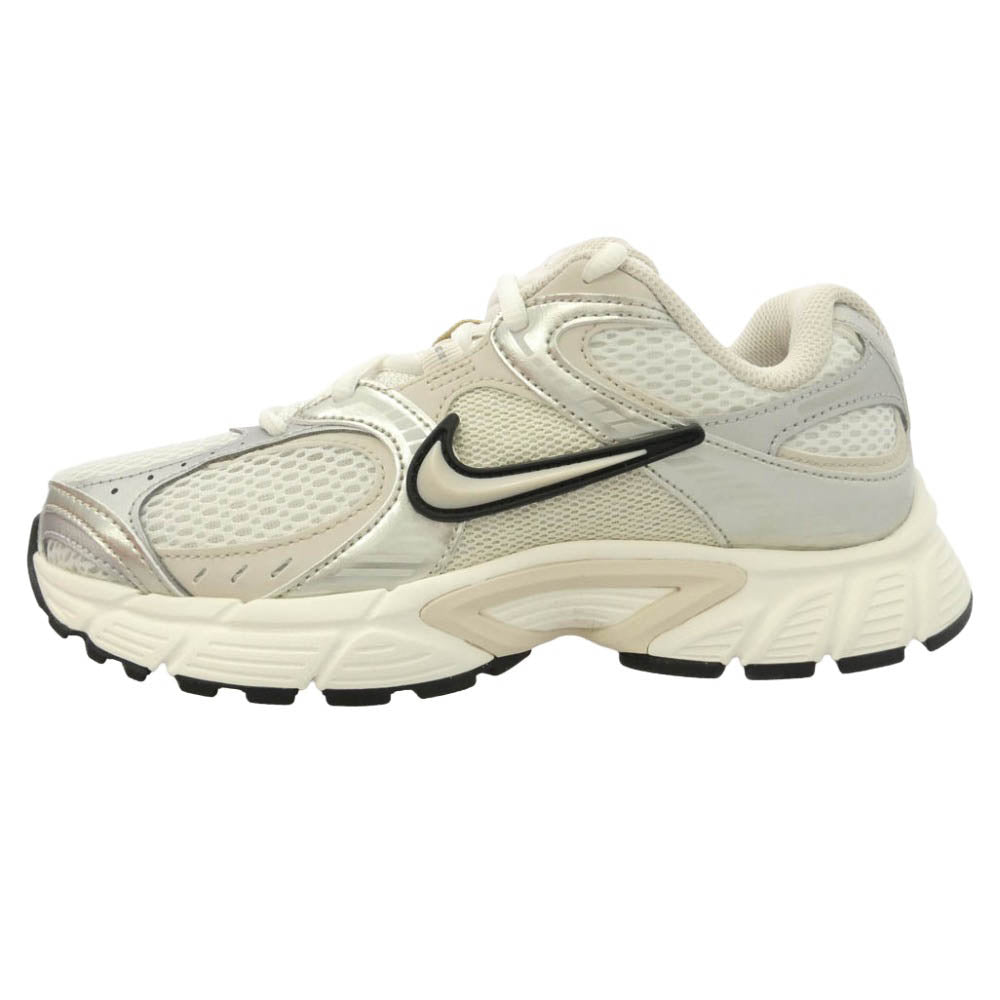 NIKE ナイキ HQ7901-104 Women's V5 RNR Summit White ウィメンズ V5 RNR サミットホワイト ローカットスニーカー マルチカラー系 23.5cm【新古品】【未使用】【中古】