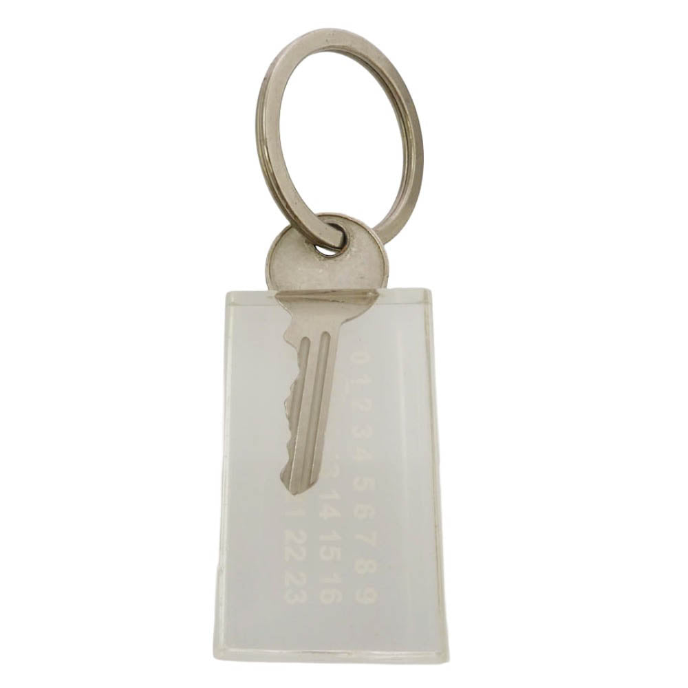 MAISON MARGIELA メゾンマルジェラ アクリル カレンダー キーホルダー キーリング クリア系【中古】