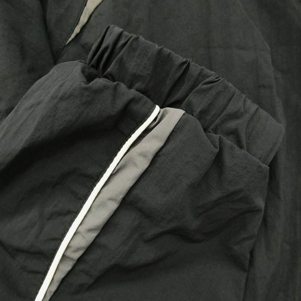 アンブロ 24SS UM-PL24SS-BZ01 ×PUBLUX パブリュクス別注 ナイロントラックジャケット ブラック系 L【中古】