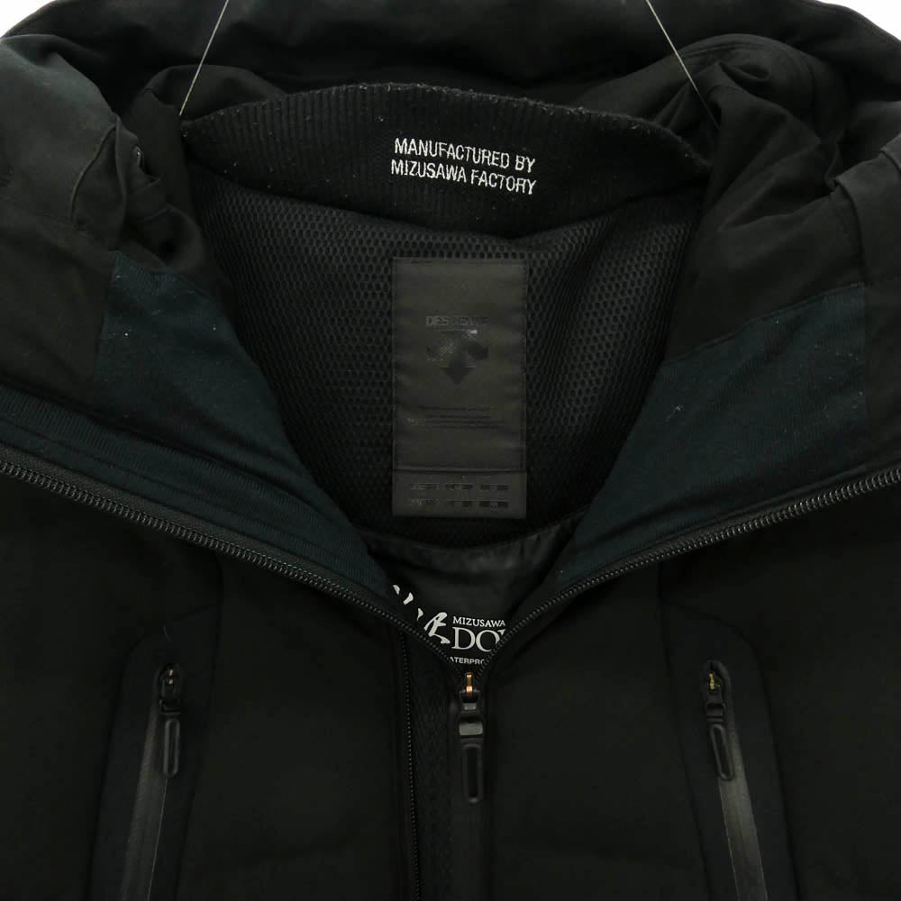 DESCENTE デサント DAMOGK30U ALLTERRAIN MOUNTAINEER 水沢ダウン オルテライン マウンテニア ダウンジャケット ブラック系 M【中古】