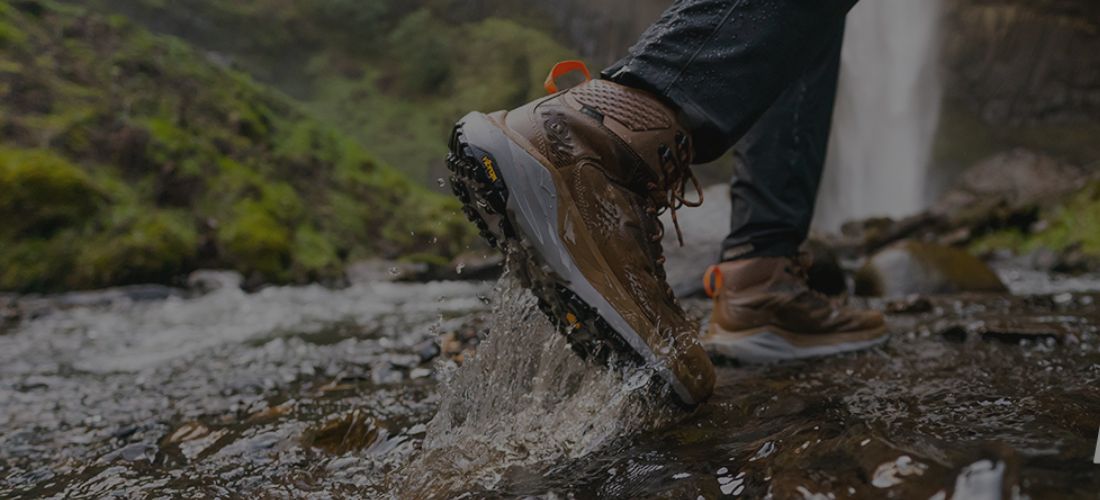 ホカオネオネ(HOKA ONEONE)のスニーカー・中古通販｜ブランド買取販売