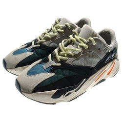 YEEZY BOOST 700 画像