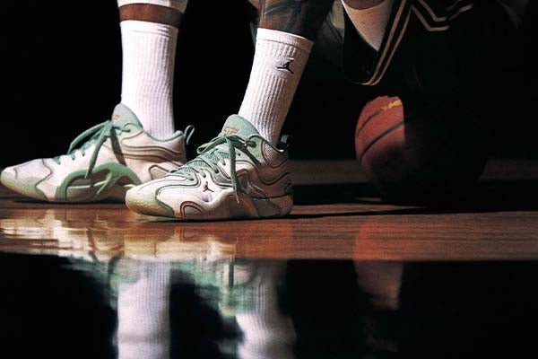 ナイキ エアジョーダンについて 画像